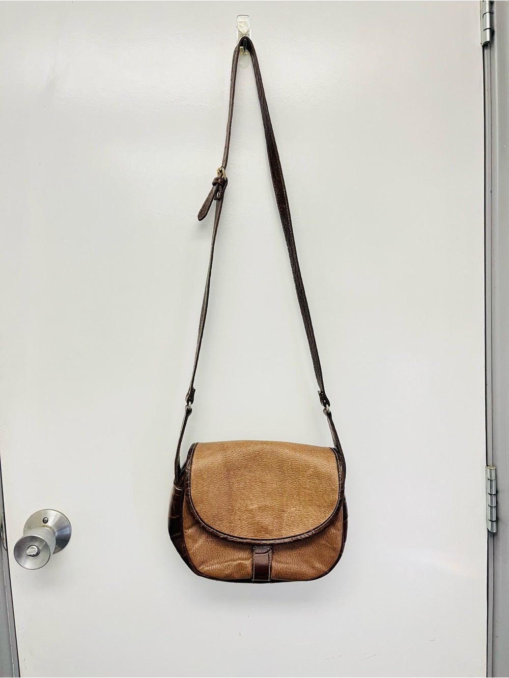 Vintage EMPRESS Brown Leather/Mock Croc Crossbody